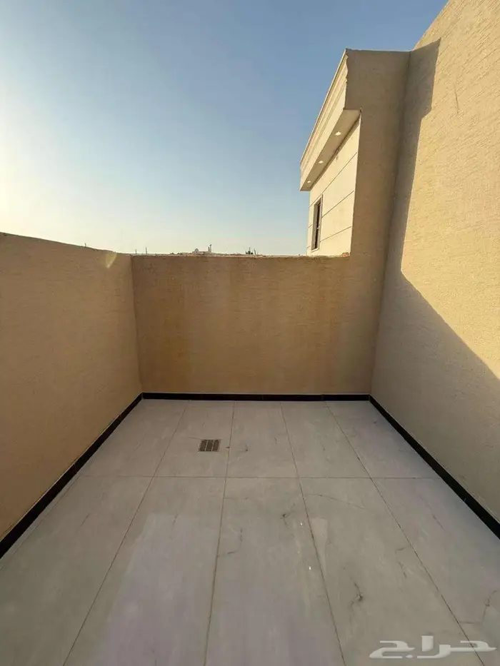 شقة فاخرة للبيع حي الندوة - الرياض 2