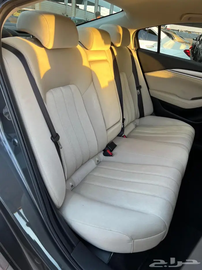 مازدا 6 عداد 48 موديل 2023 16