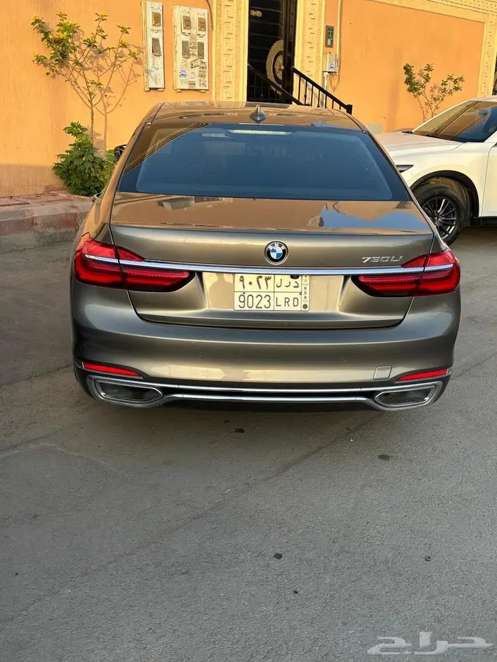 بي ام دبليو - 2018 - 730 - فل كامل 5