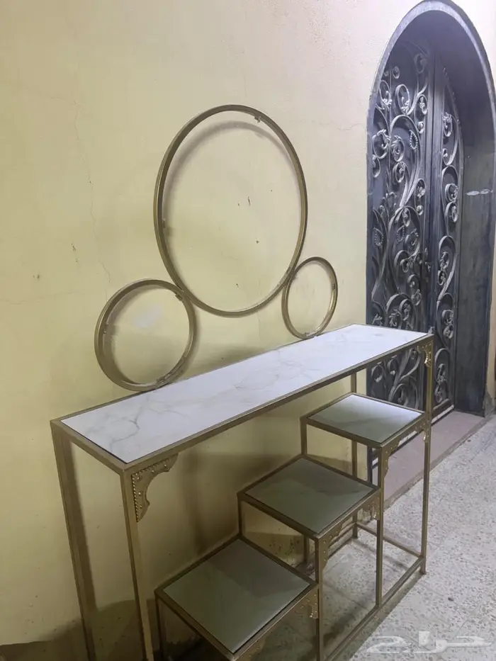 طاولات خدمة 0