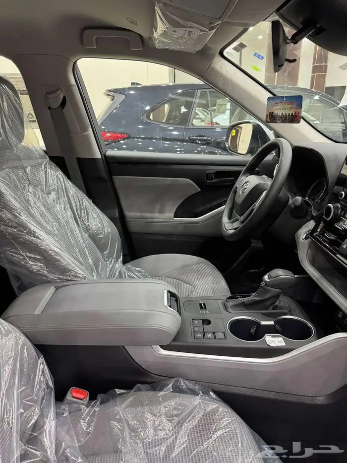 تويوتا هايلاندر هايبرد LE 9