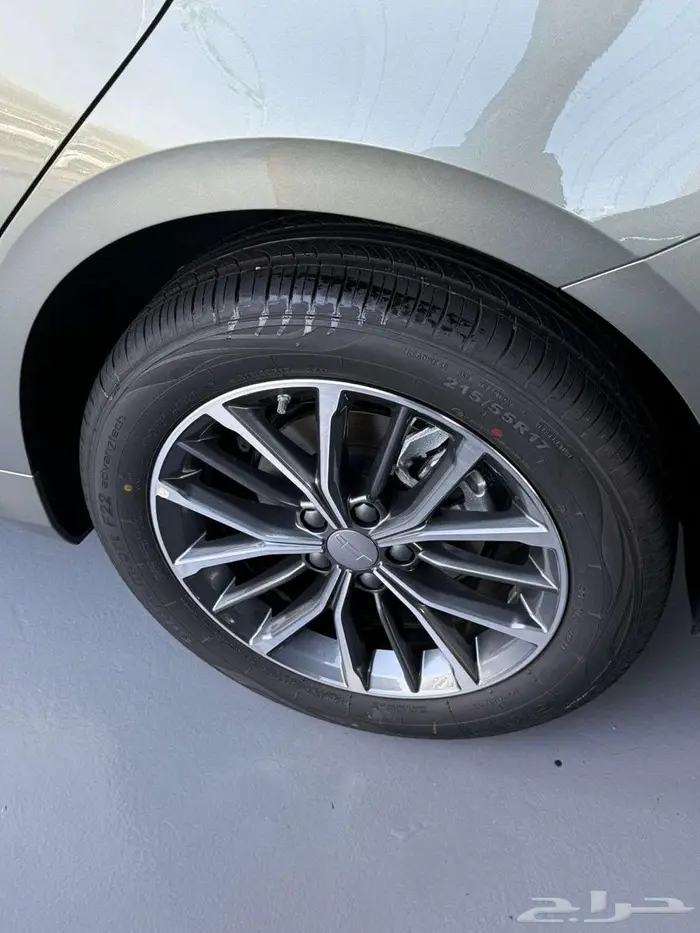 جيلي بريفيس 2026 لدى سفنز 10