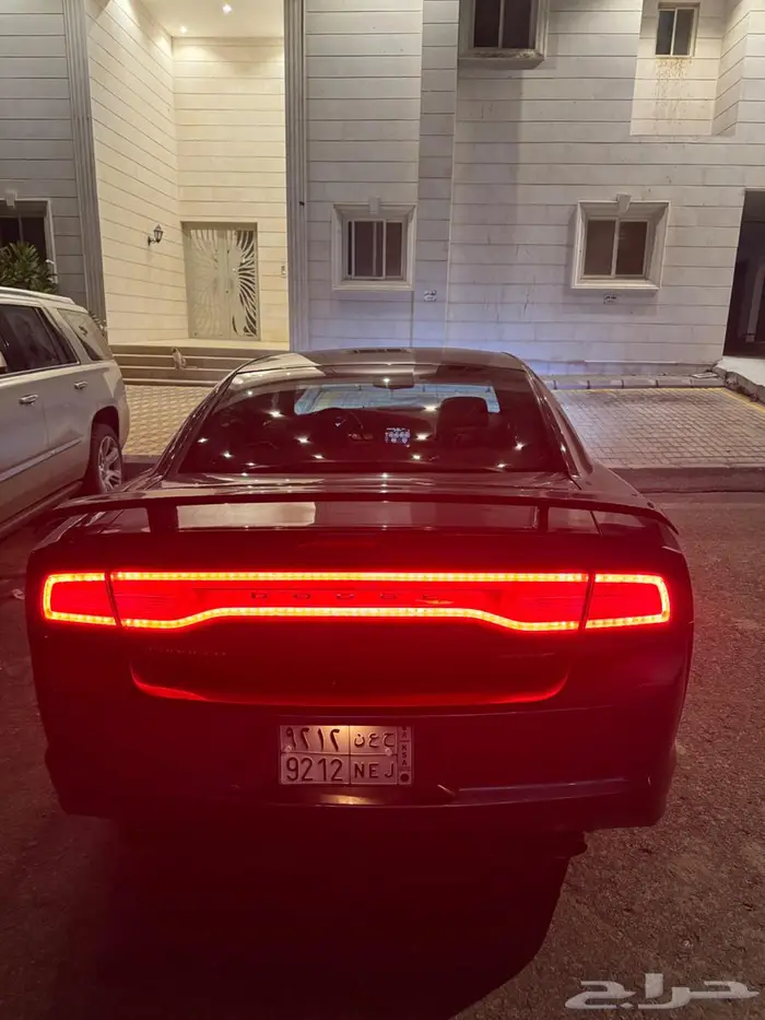 دودج تشارجر SRT 2014 21