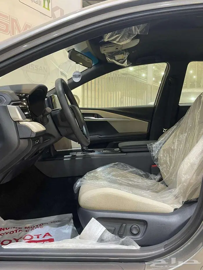 تويوتا كامري E بنزين 2025 جميع الالوان اقساط 7