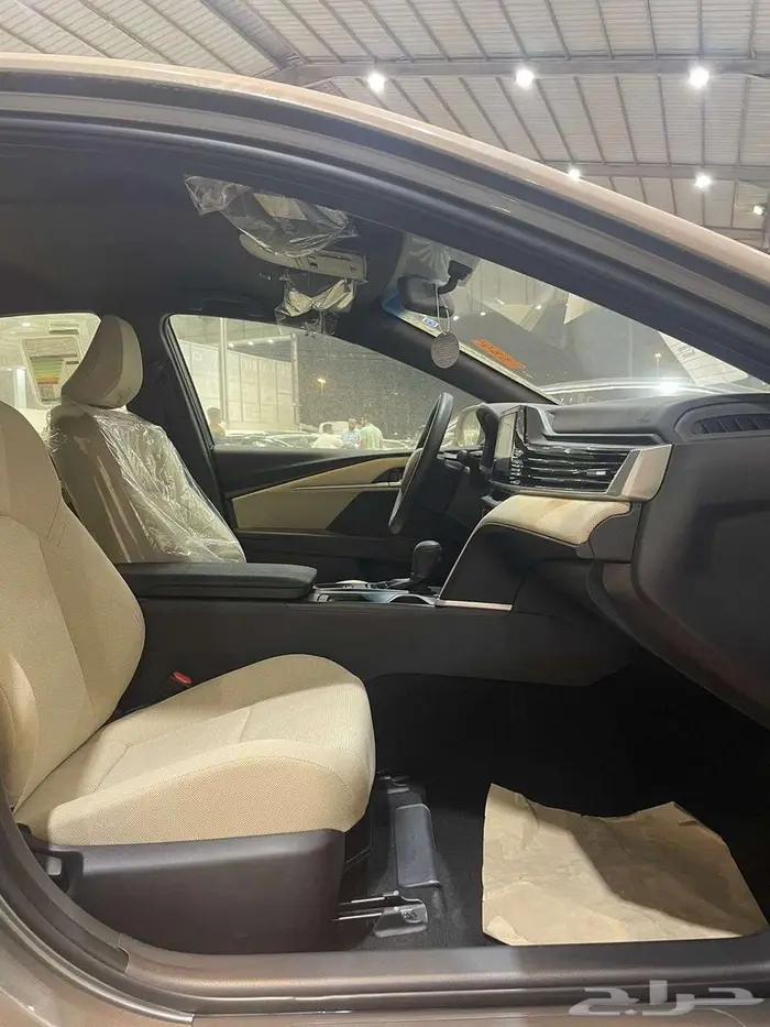 تويوتا كامري E بنزين 2025 جميع الالوان اقساط 9