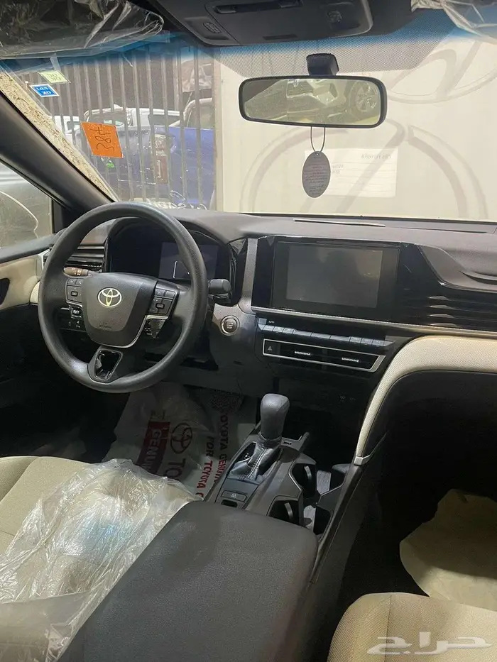 تويوتا كامري E بنزين 2025 جميع الالوان اقساط 8