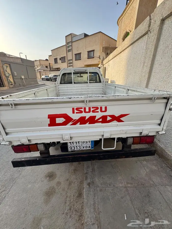 ايسوزو ديماكس جوانب 2009 9