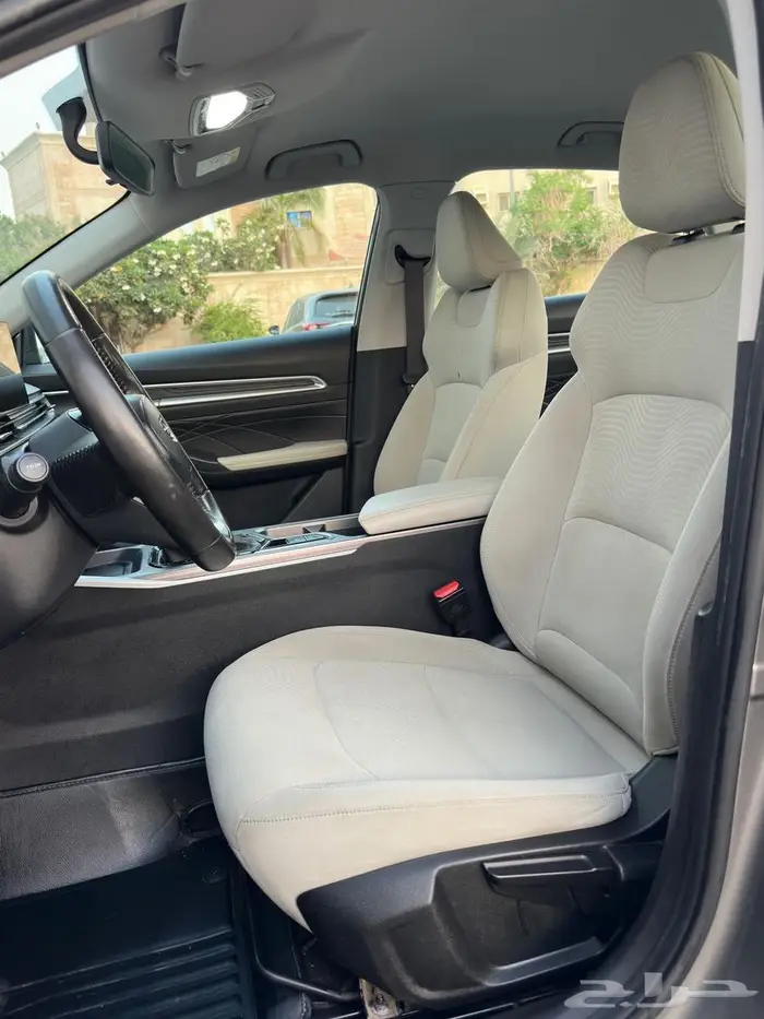 جيلي امجراند استاندر 2023 السعر 27500 11