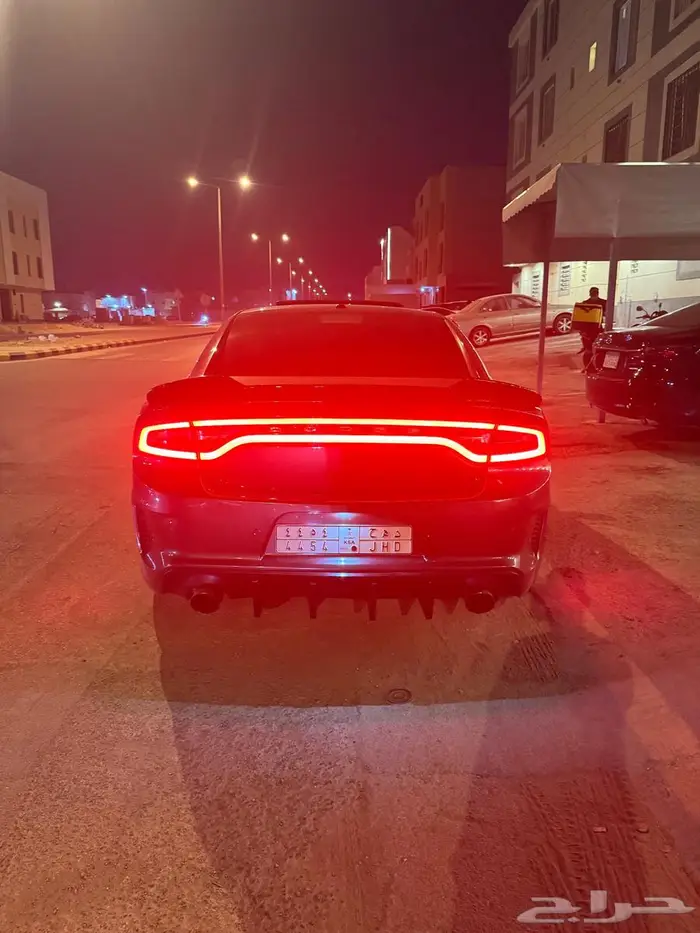 دودج تشارجر 2015 6