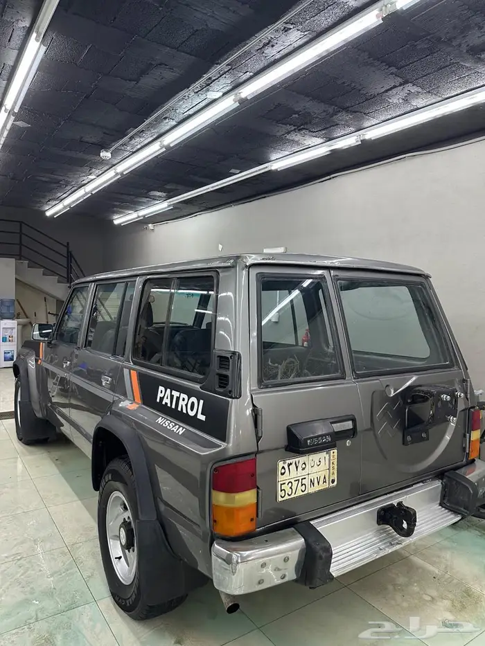 نيسان بترول 1988 5