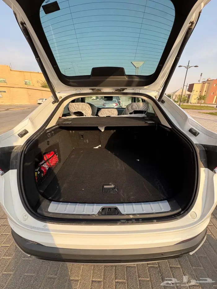 للبيع  جيلي توجيلا Tugella موديل 2023 شبه جديدة 8