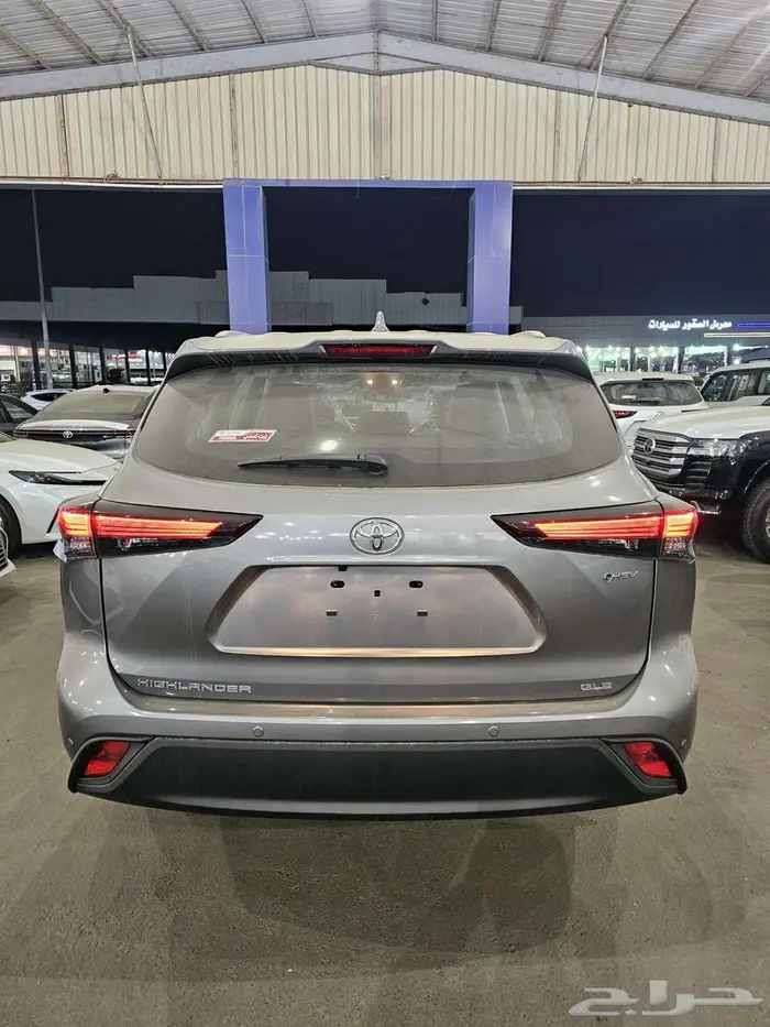 تويوتا هايلاندر GLE نص فل موديل 2025 - 3 10