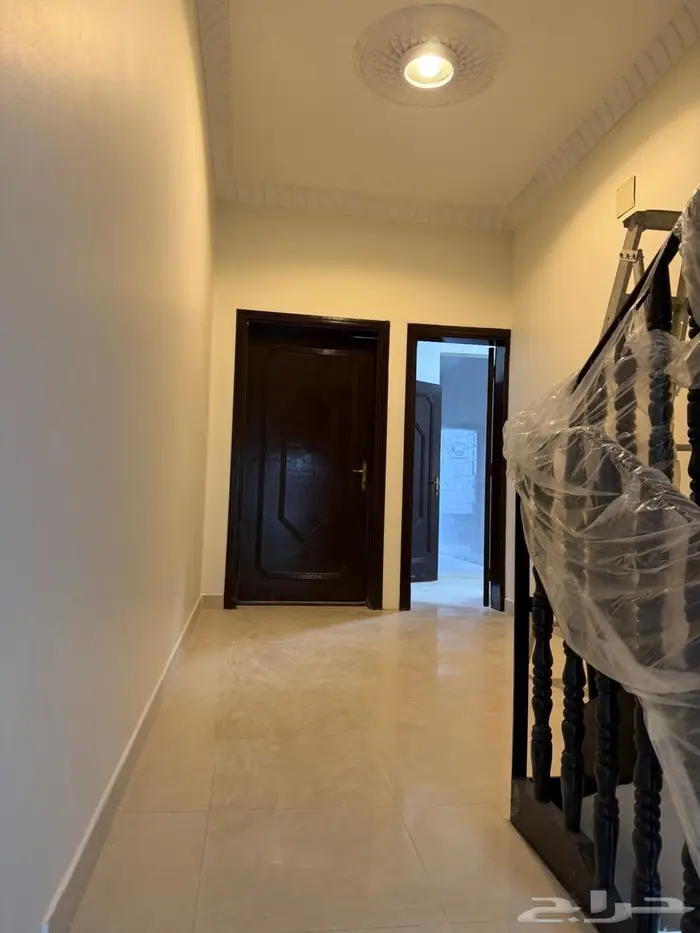 دور علوي للإيجار حي الازدهار 0