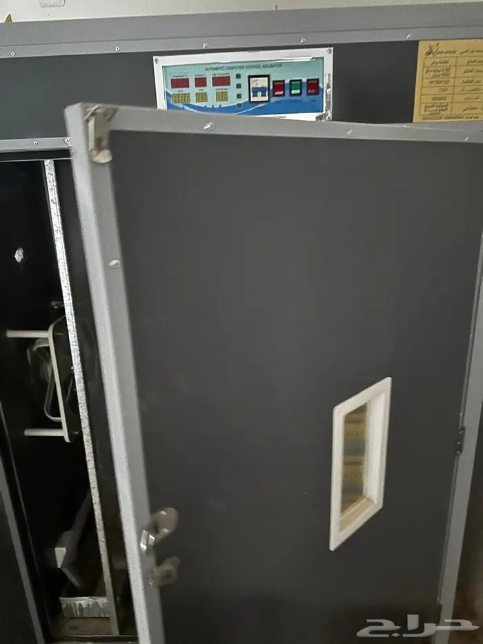 فقاصه دجاج اوتومتك سعه 1650 بيضه حد راعيها 2500 ا 0