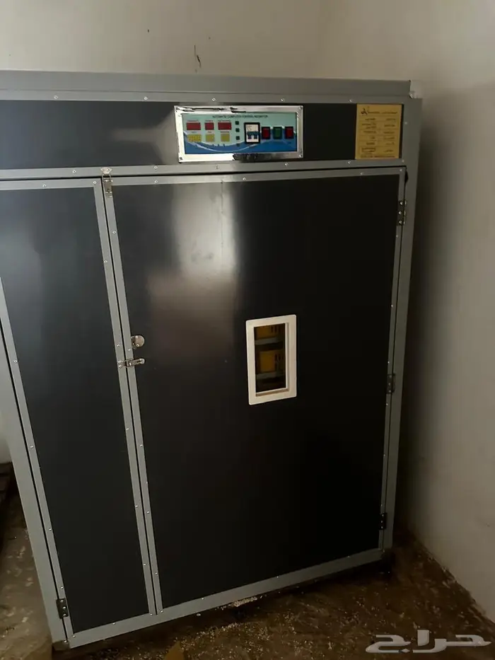 فقاصه دجاج اوتومتك سعه 1650 بيضه حد راعيها 2500 ا 4