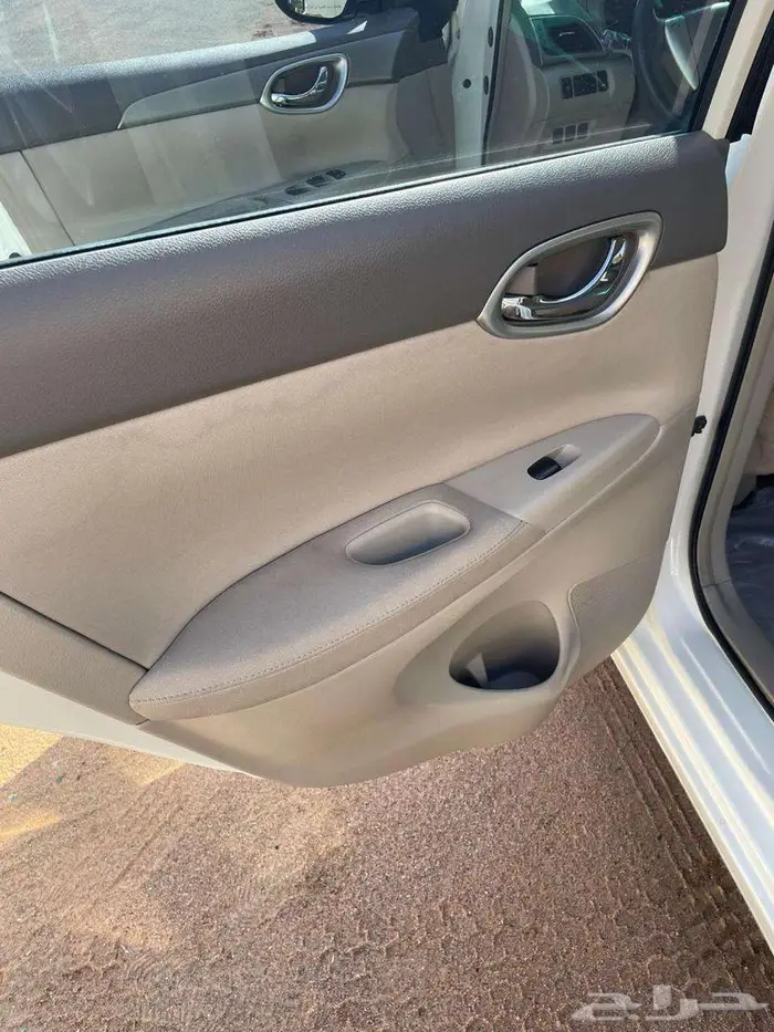 للبيع نيسان سنتراء 2016 4