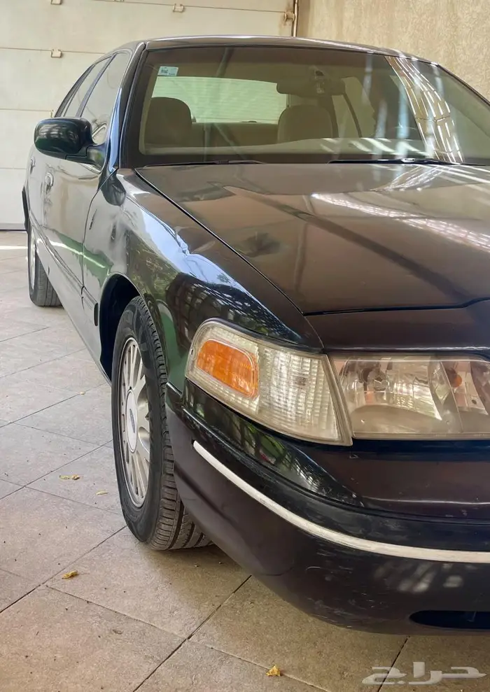 فورد كراون فكتوريا 2001 3