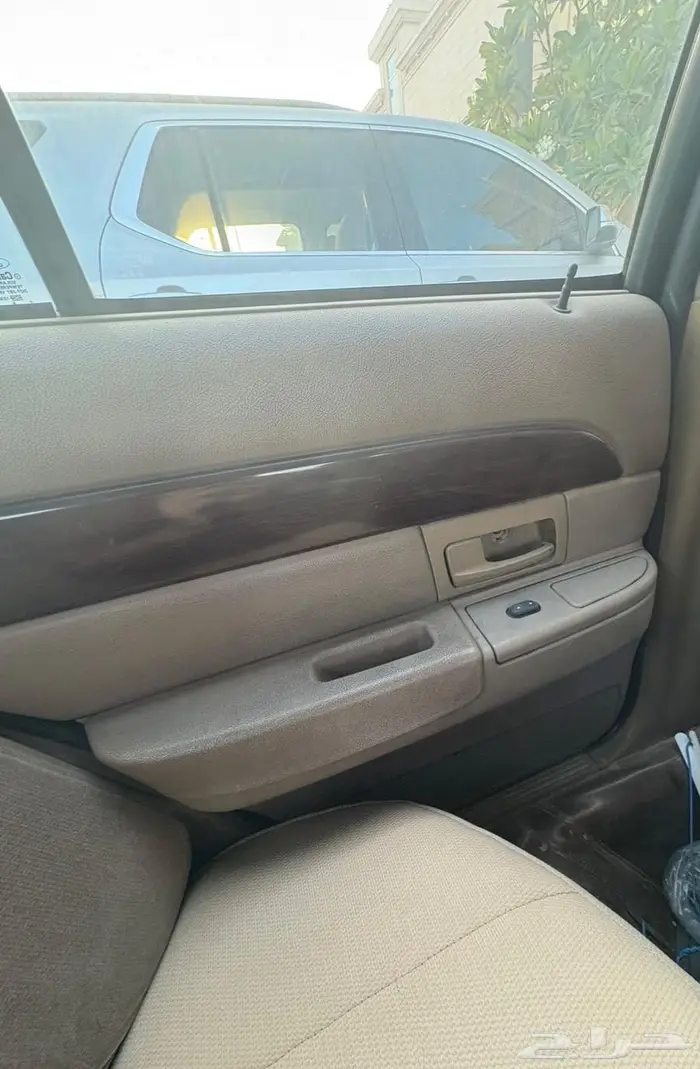 فورد جراند ماركيز 2003 14