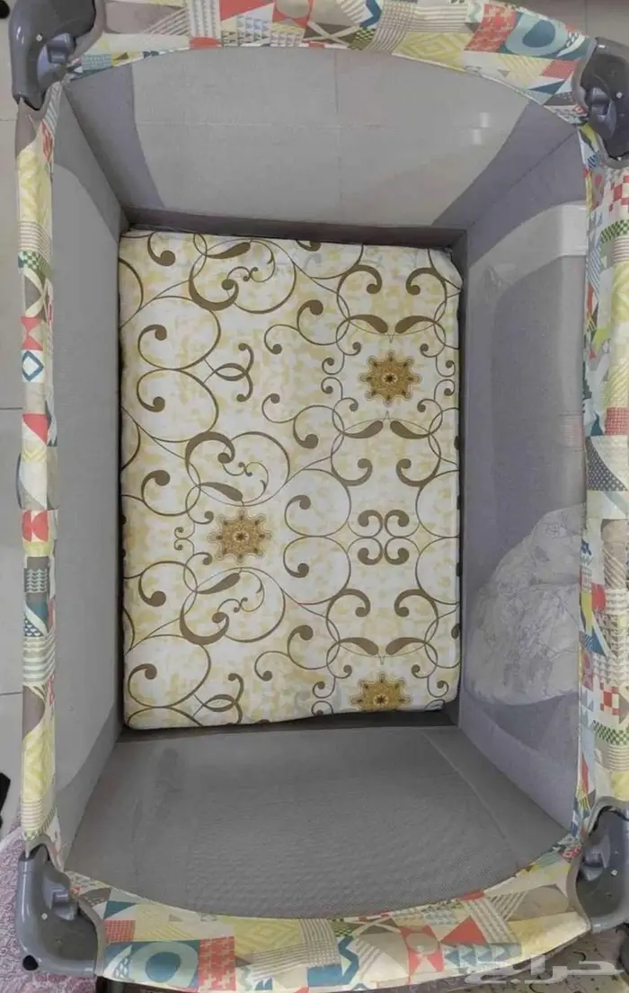 سرير أطفال للبيع 1