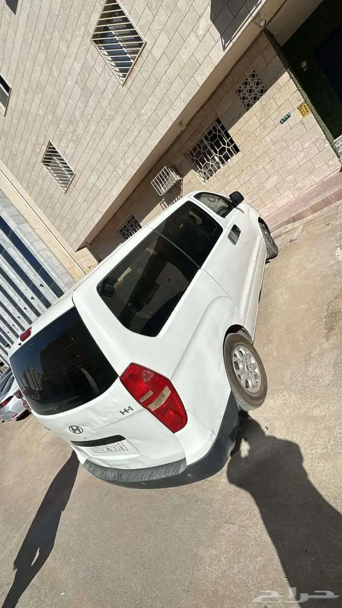 باص اتش ون موديل 2010 2