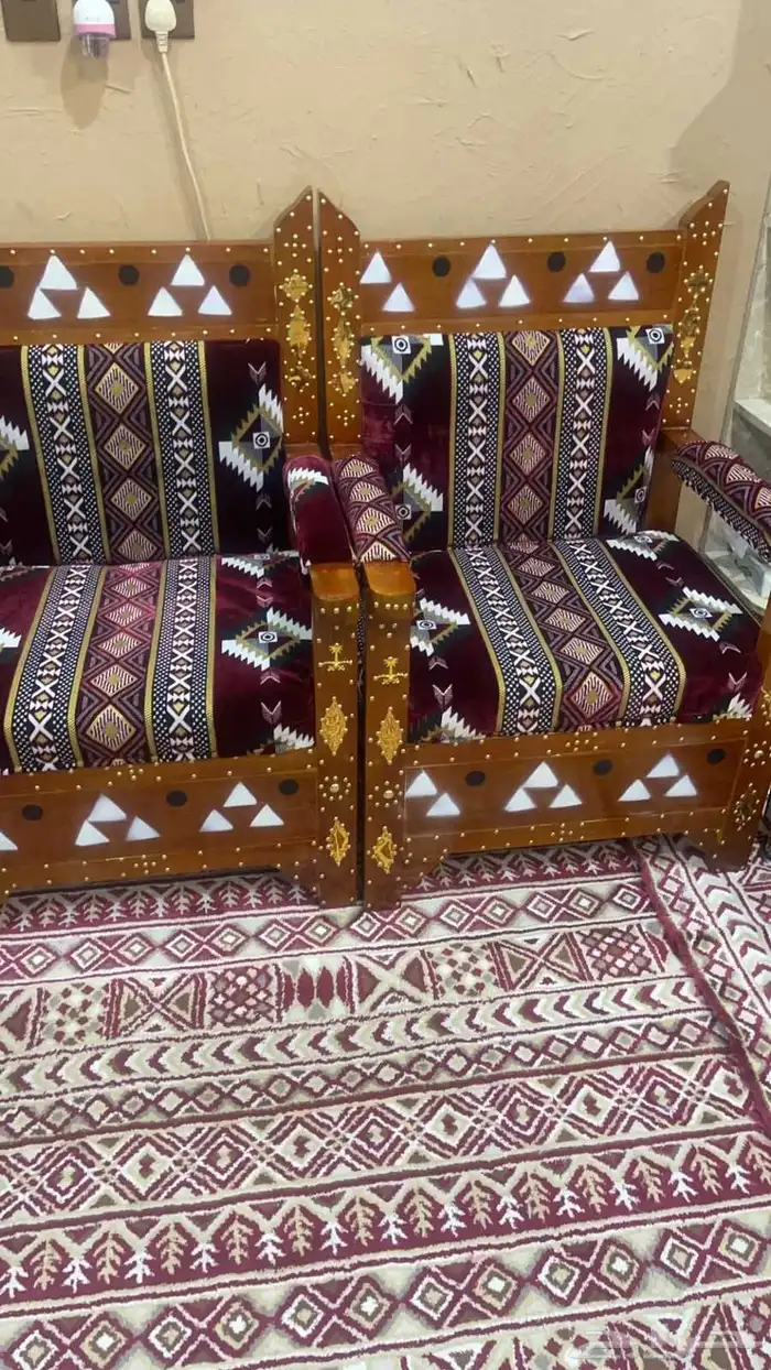 كراسي خشب مناقل جميع اشكال المجالس والمساند والاثاث 3