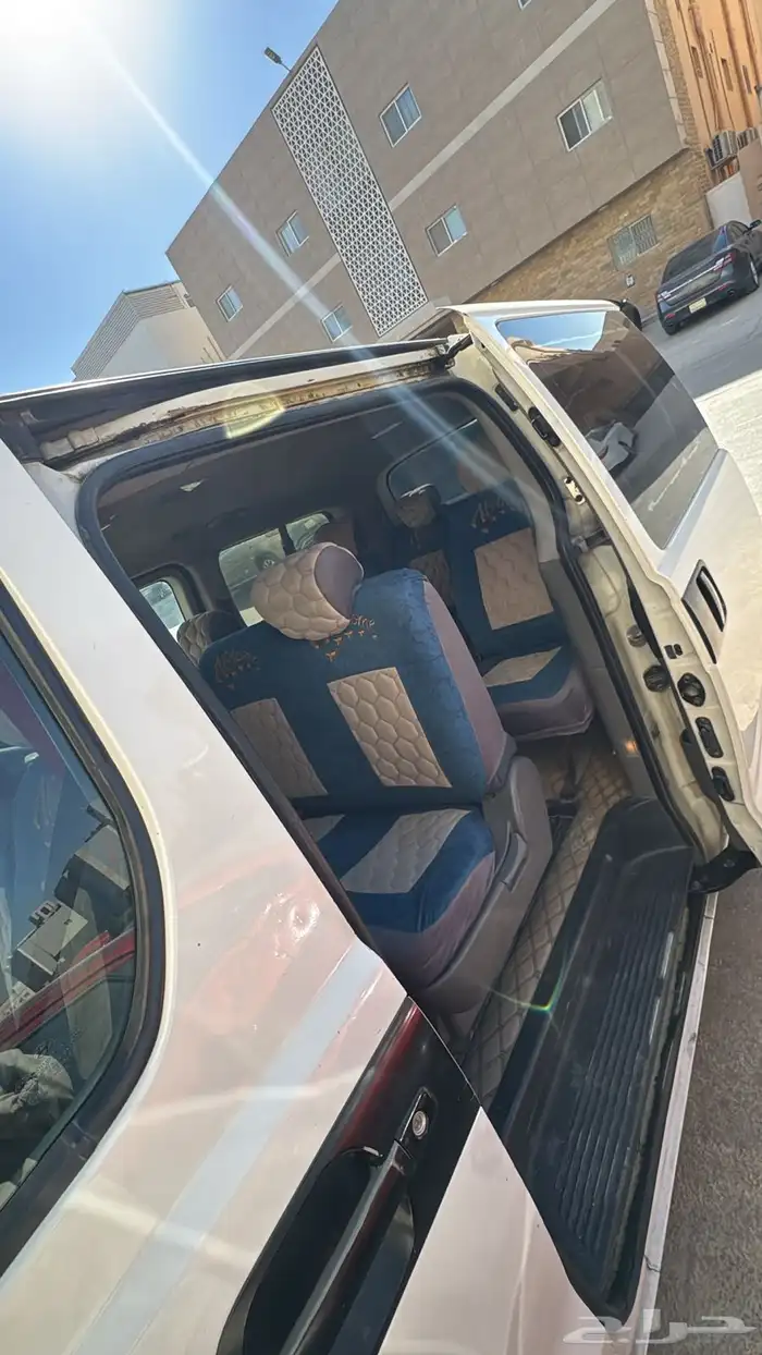 باص اتش ون موديل 2010 8