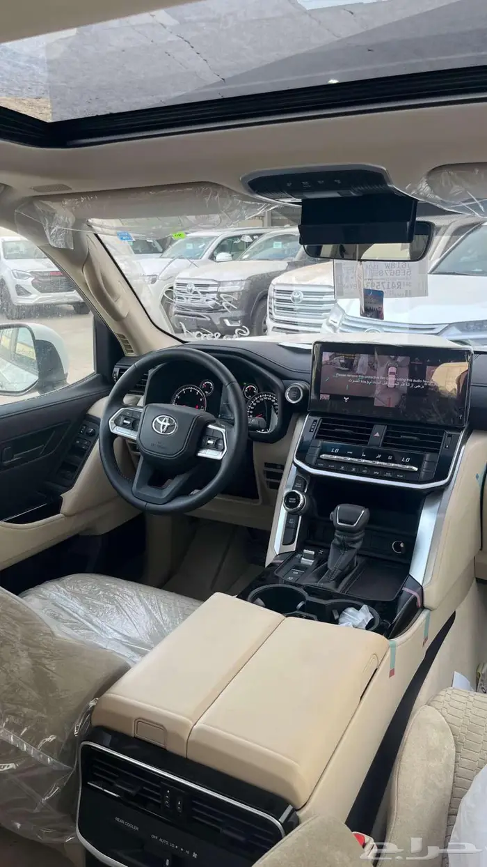 لاندكروزر GXR2 بنزين 2025 7