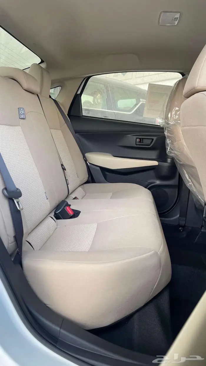 تويوتا يارس 1.5 ستاندر2026 14