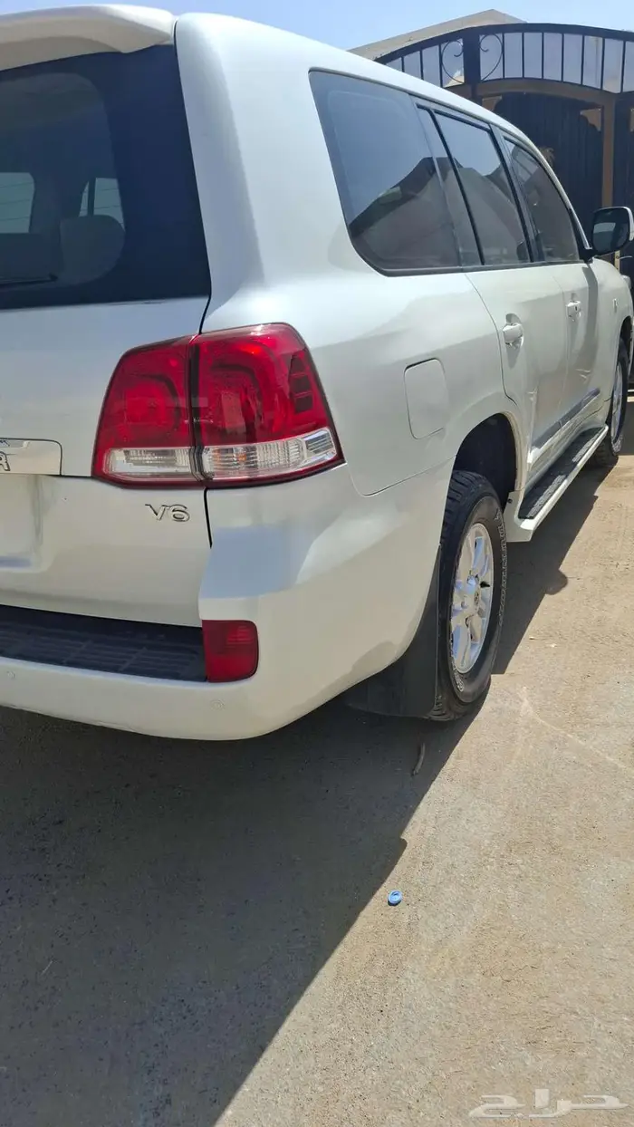 جيب لاندكروز 2010 GXR3 وكاله 33
