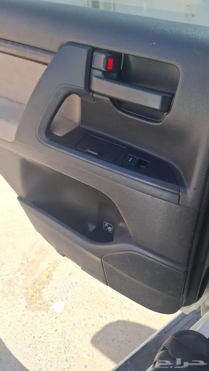 جيب لاندكروز 2010 GXR3 وكاله 37