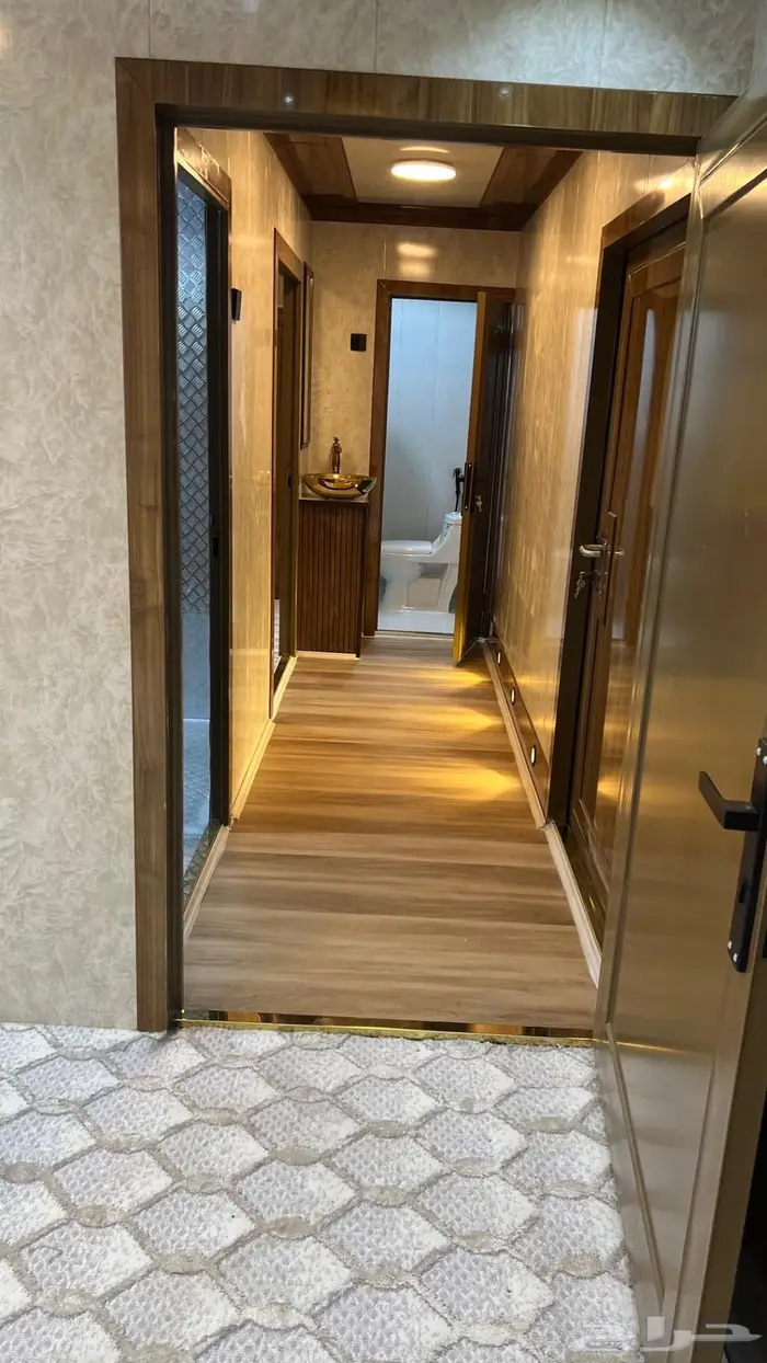 كرفانه 19 متر في عرض 4 ونص ثلاث محاور 21