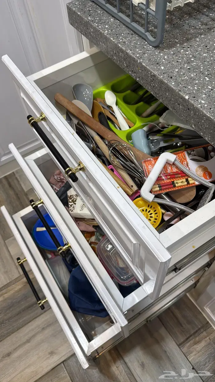 دولاب مطبخ لون ابيض 5