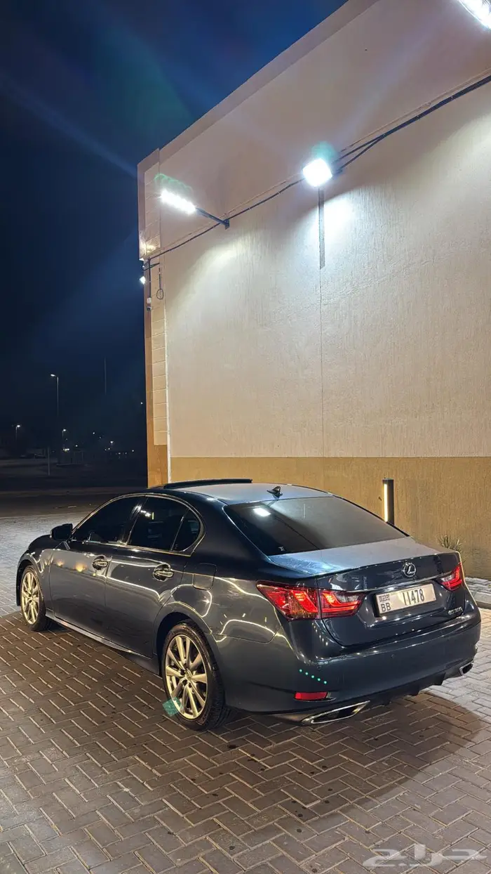 للبيع لكزس GS350 لوحات دبي 3