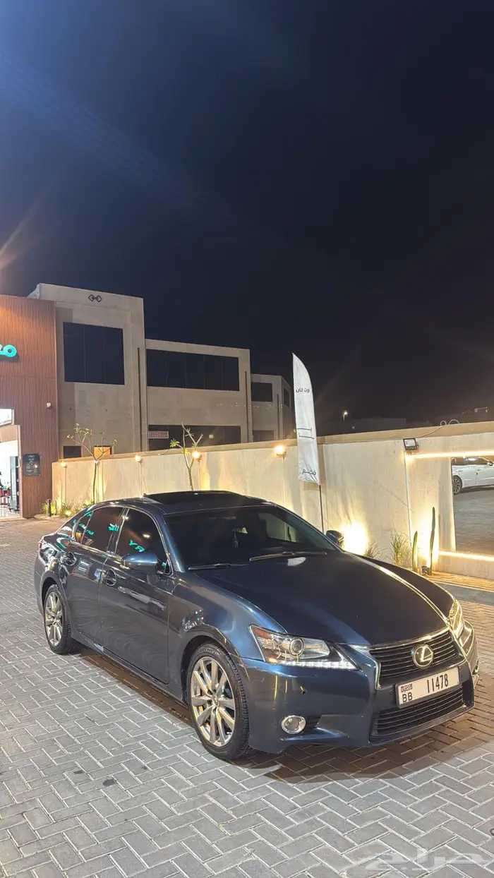 للبيع لكزس GS350 لوحات دبي 1