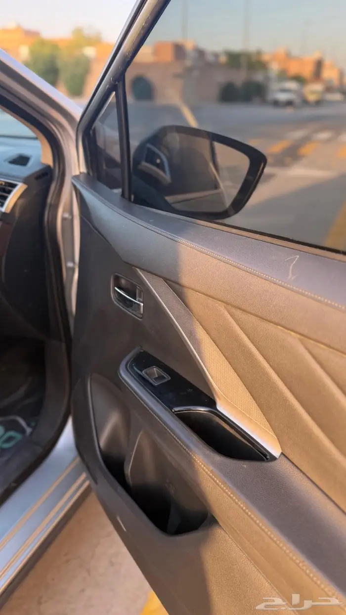 ميتسوبيشي اكسباندر 2023 4