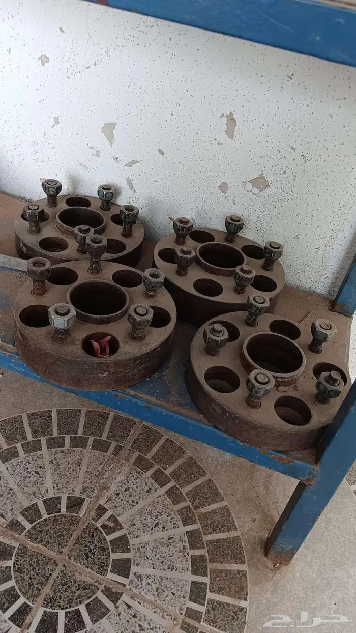 تباريز 5 صواميل للبيع 0