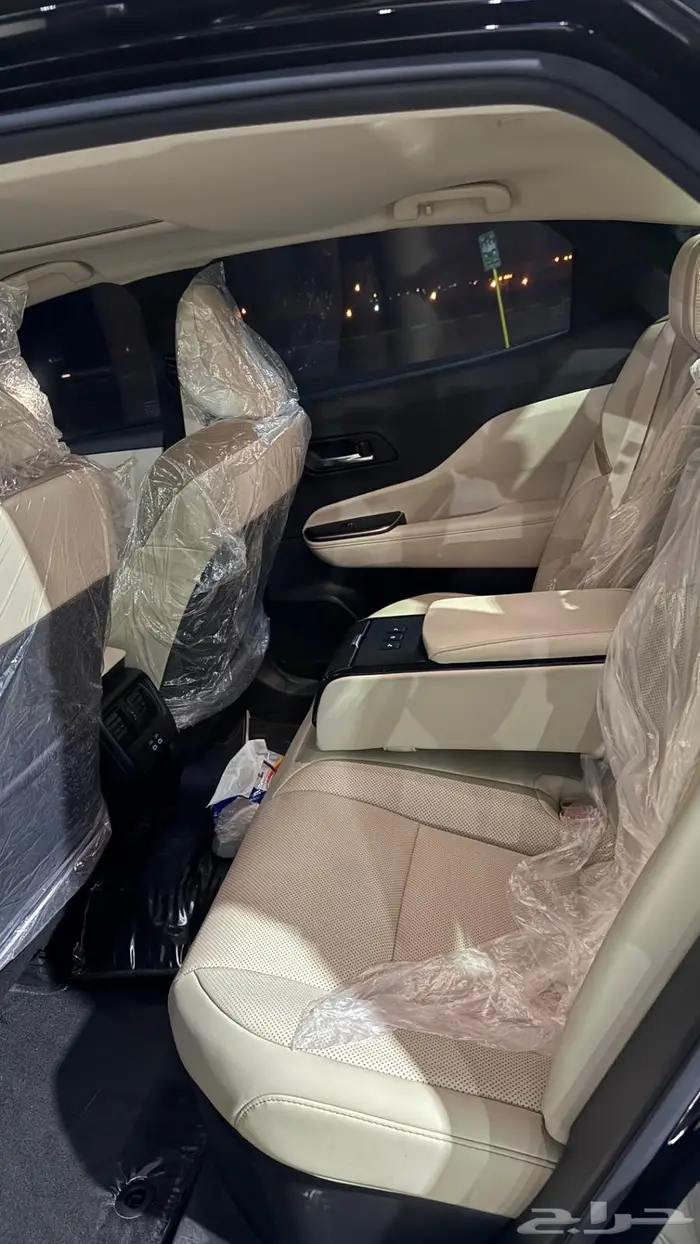 كراون بريميوم هايبرد 12