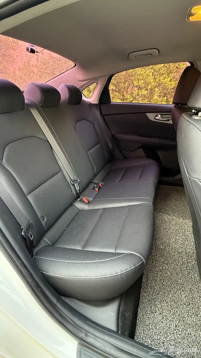 كيا k3 بحالة الوكالة بطاقة جمركية 24