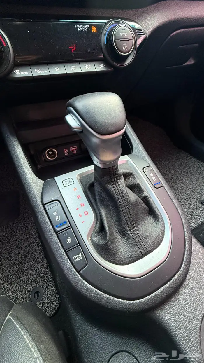 كيا k3 بحالة الوكالة بطاقة جمركية 28