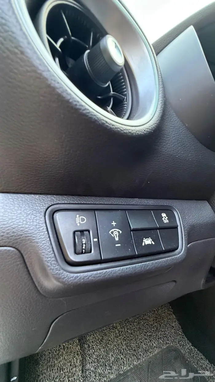 كيا k3 بحالة الوكالة بطاقة جمركية 33