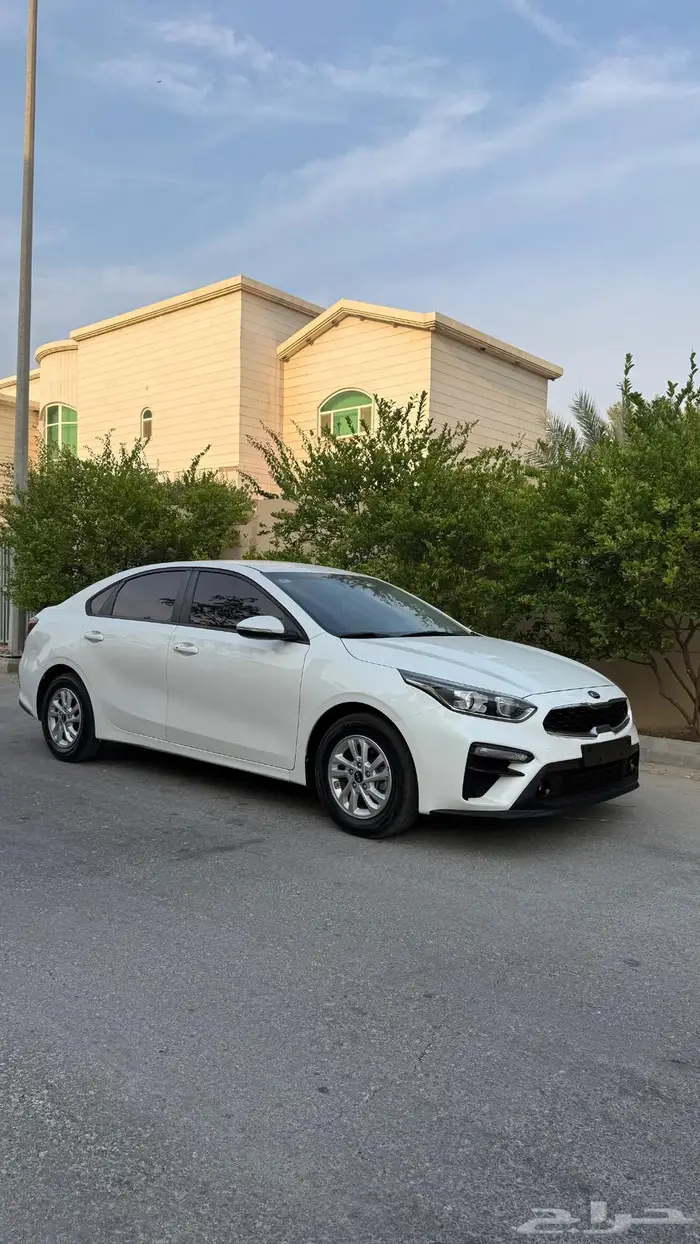 كيا k3 بحالة الوكالة بطاقة جمركية 6