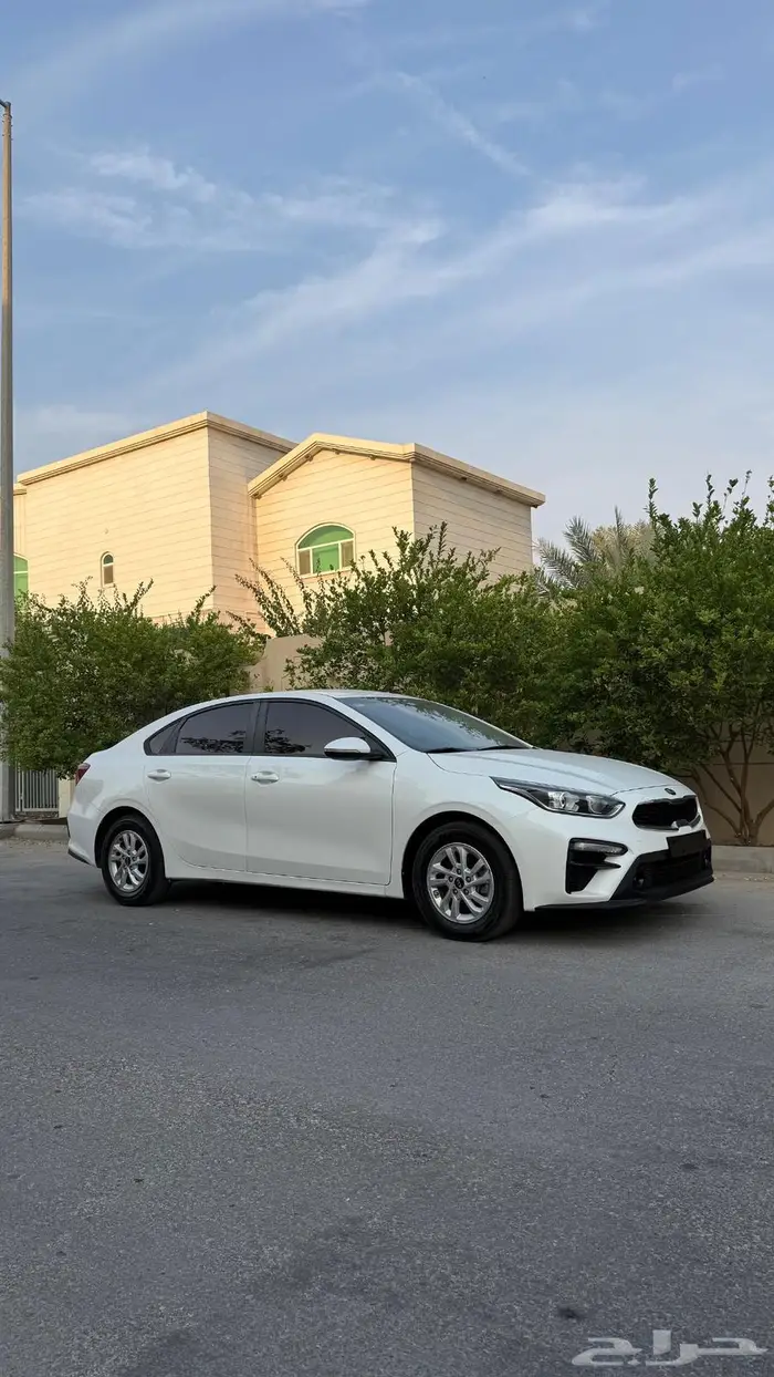 كيا k3 بحالة الوكالة بطاقة جمركية 4