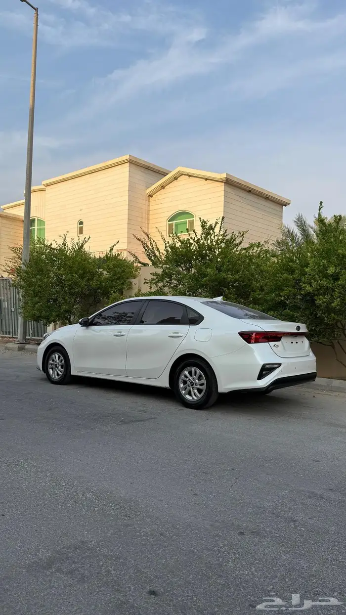 كيا k3 بحالة الوكالة بطاقة جمركية 10