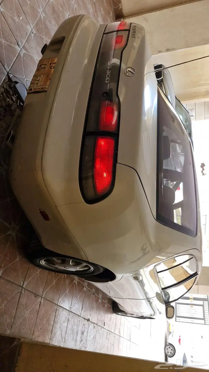 للبيع لوحة رقم 45 مع السياره 11