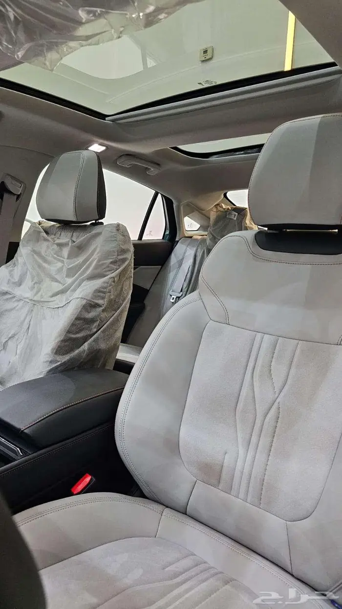 فورد تورس تيتانيوم 2026 فل اوبشن 7