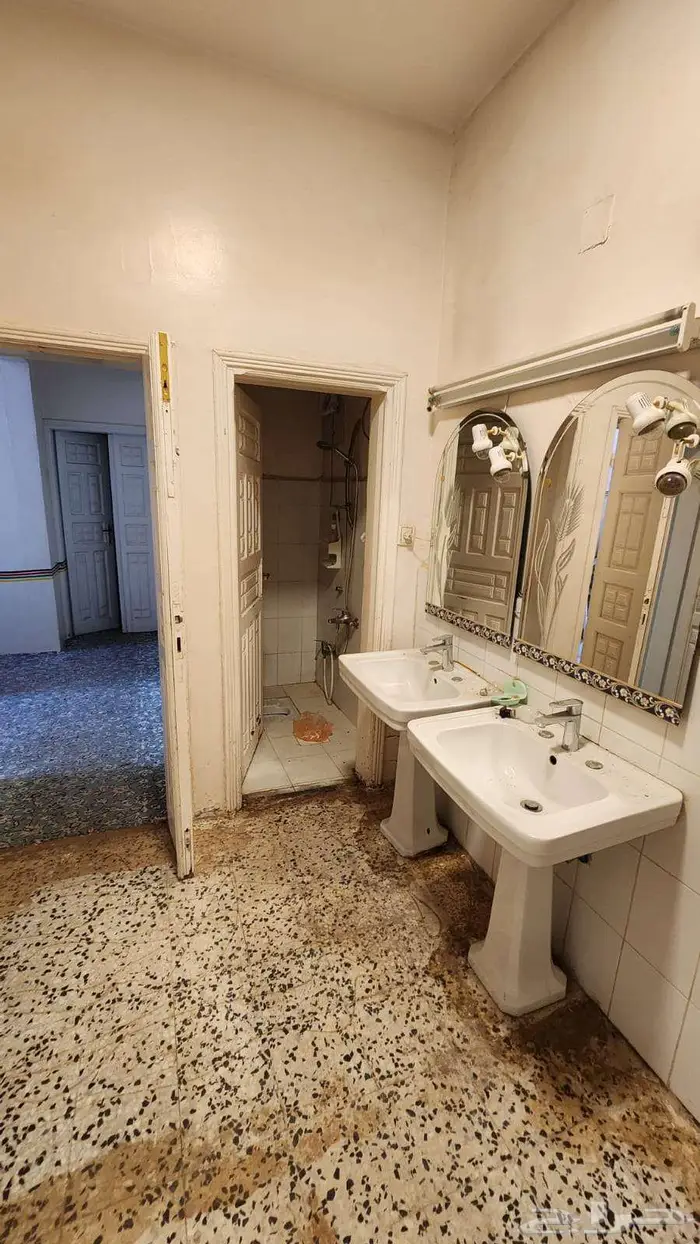 عماره دورين في حي الخالدية 12