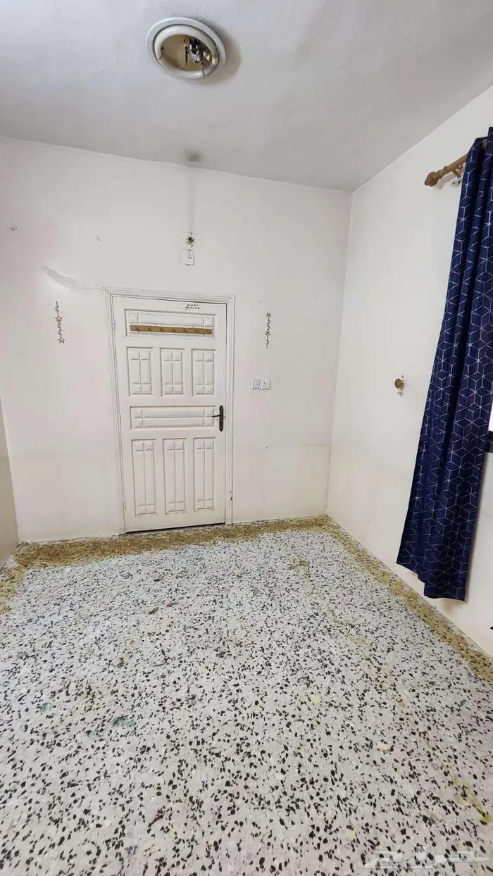 عماره دورين في حي الخالدية 9