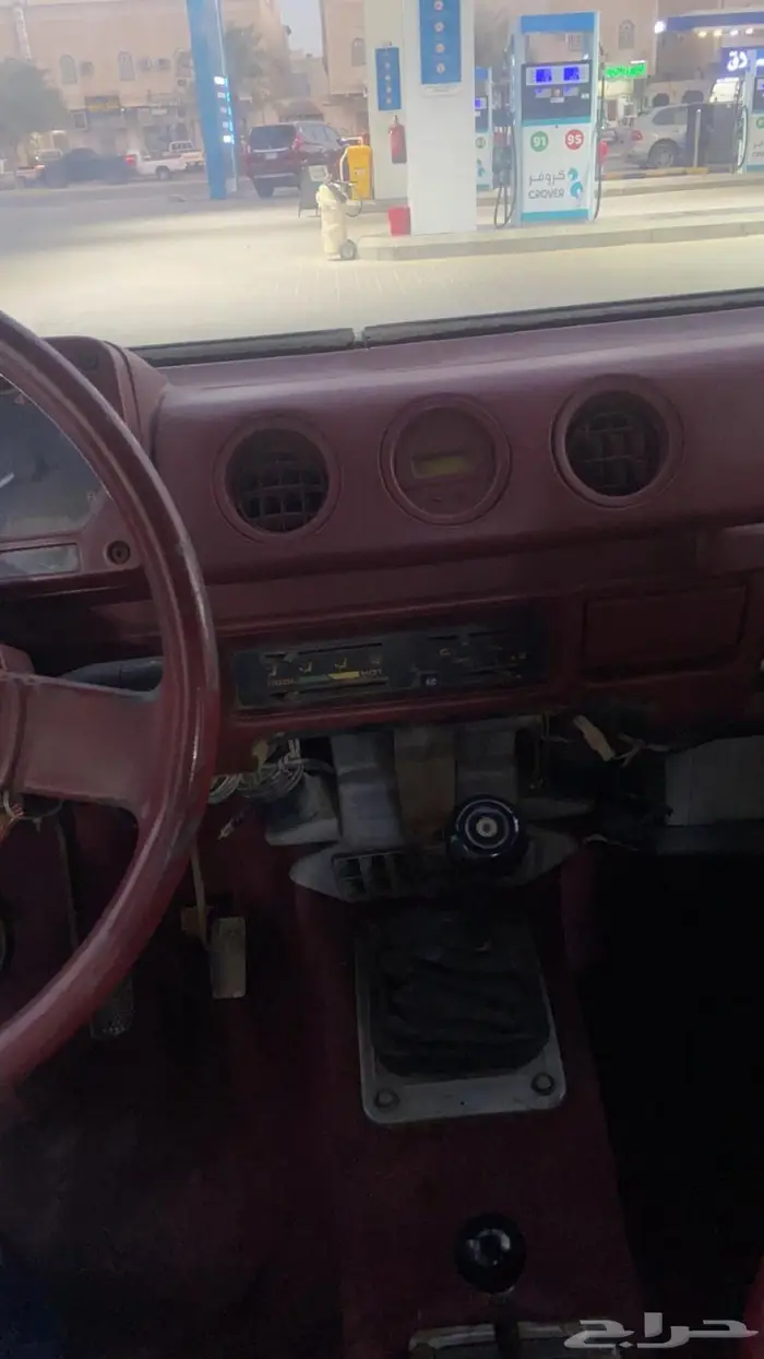 جيب سوزوكي 1982 لعشاق الكلاسيكي 7