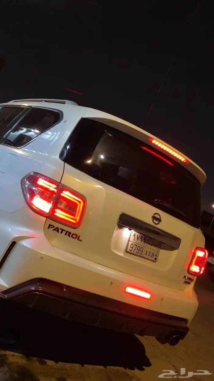 نيسان بترول 2010 الماكينه 320 8سلندر 7