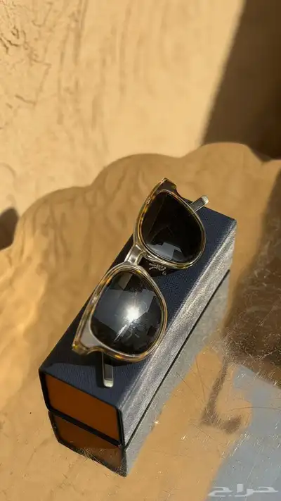 نظارة شمسية من ديور للجنسين index